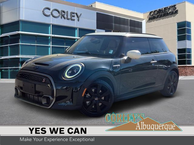 2023 MINI Cooper Cooper S 3 Door's photo
