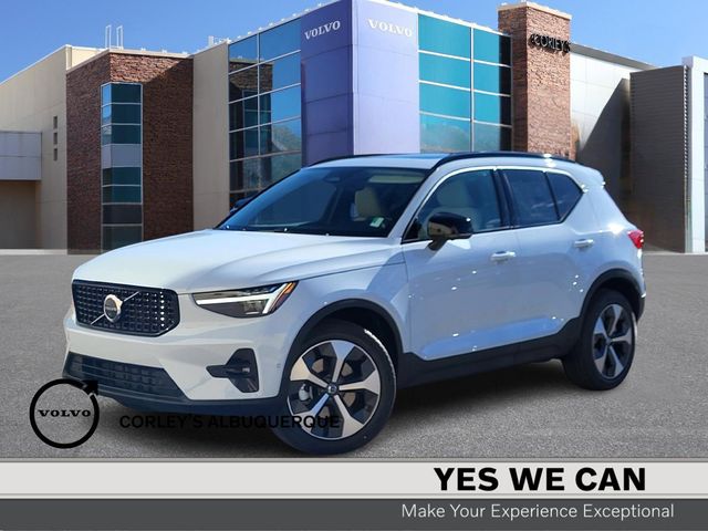 2026 Volvo XC40 B5 Plus Dark AWD's photo