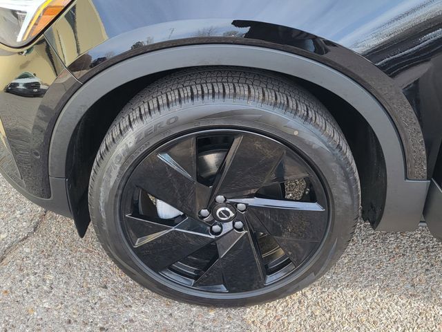2026 Volvo XC40 Ultra Black Edition - Photo 13