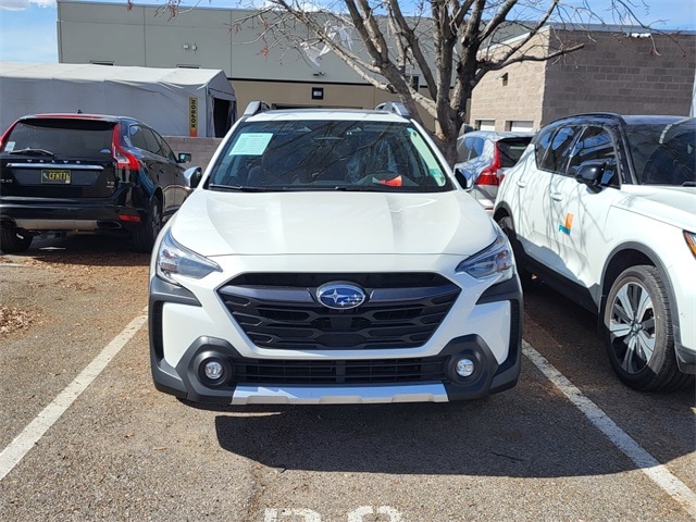 2023 Subaru Outback Touring XT photo 2