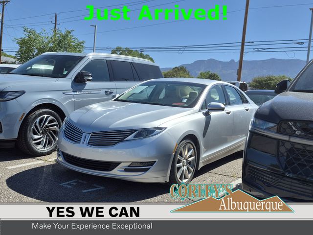 2014 Lincoln MKZ Front Wheel Drive's photo
