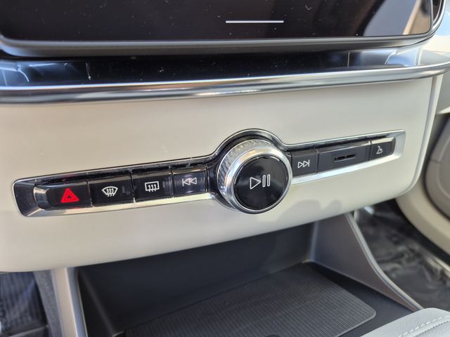 2026 Volvo XC90 Ultra - Photo 22