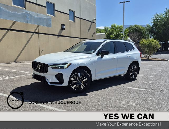 2026 Volvo XC60 T8 Plus Dark AWD's photo