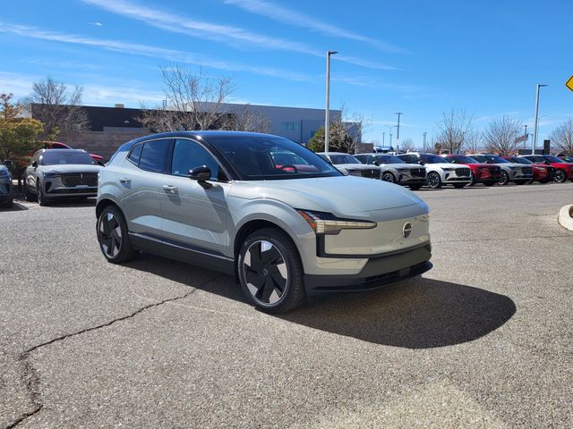 2026 Volvo EX30 Plus photo 3