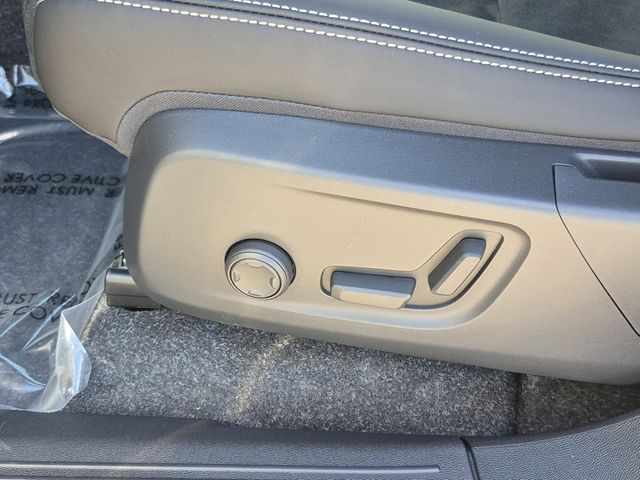 2026 Volvo EX40 Twin Motor Ultra photo 3