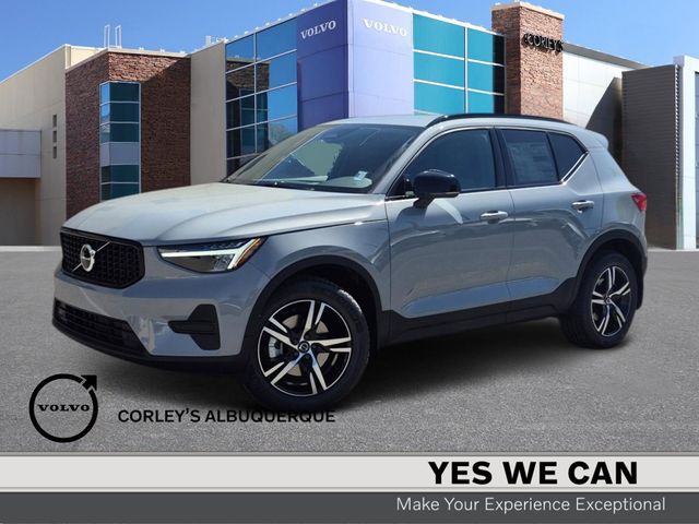 2026 Volvo XC90 T8 Recharge Core Bright 4WD's photo