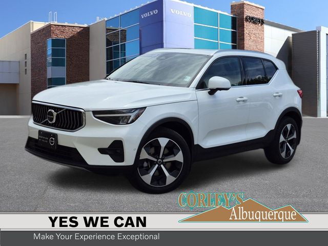 2025 Volvo XC40 B5 Plus Bright AWD's photo