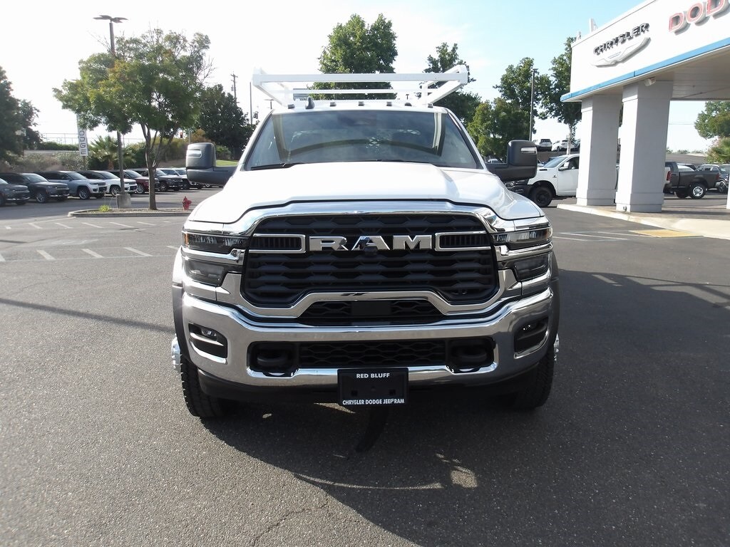 New 2025 Ram 5500 Chassis Cab 5500 TRADESMAN CHASSIS CREW CAB 4X4 60' CA Crew Cab