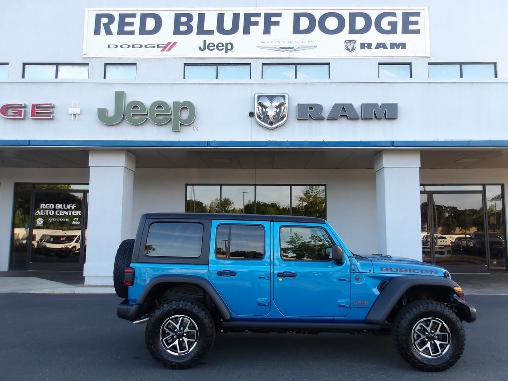 2025 Jeep Wrangler 4-Door Rubicon's photo