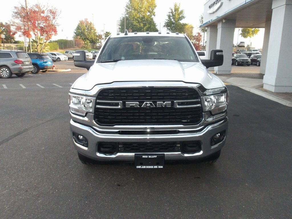 2024 Ram 2500 Big Horn photo 3