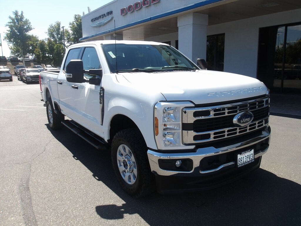 2024 Ford F-250 photo 2