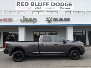 2026 Ram 3500 TRADESMAN CREW CAB 4X4 8' BOX Crew Cab