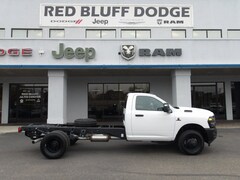 2026 Ram 3500 Chassis Cab TRADESMAN  REGULAR  4X4 84' CA Regular Cab