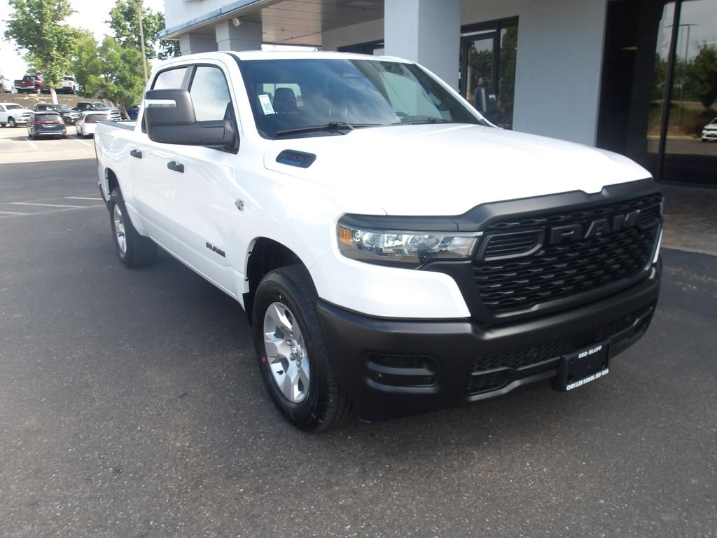 New 2026 Ram 1500 TRADESMAN CREW CAB 4X4 5'7 BOX Crew Cab