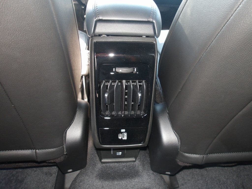 2025 Jeep Compass Limited - Photo 17