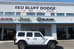 2025 Jeep Wrangler 4-DOOR SAHARA Sport Utility