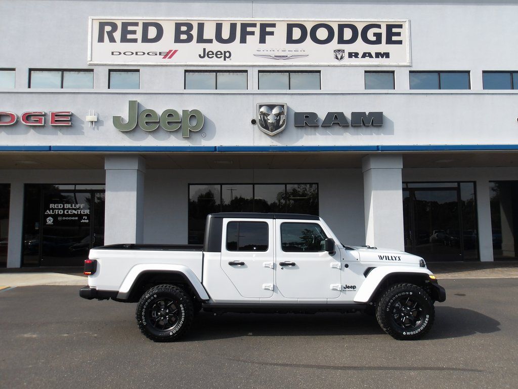 2025 Jeep Gladiator Crew Cab 