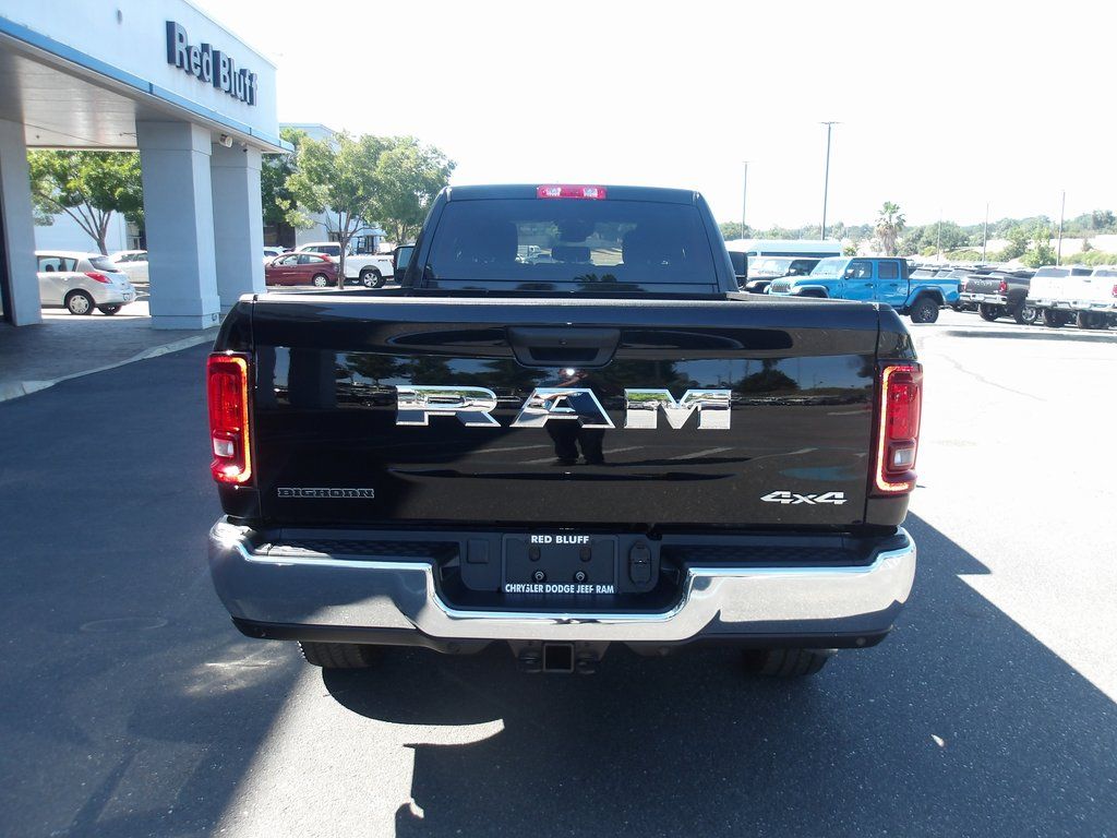 2025 RAM 3500 Big Horn - Photo 7