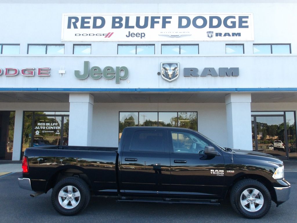 2020 RAM 1500 Classic SLT 4x4 Crew Cab 6'4's photo