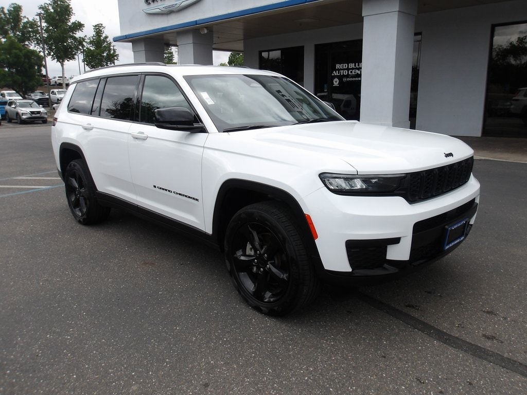 Used 2023 Jeep Grand Cherokee L Altitude with VIN 1C4RJKAG1P8887146 for sale in Red Bluff, CA