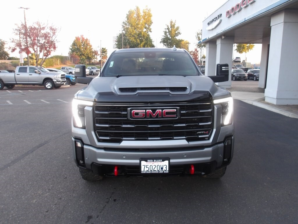 2024 Gmc Sierra HD AT4 photo 2