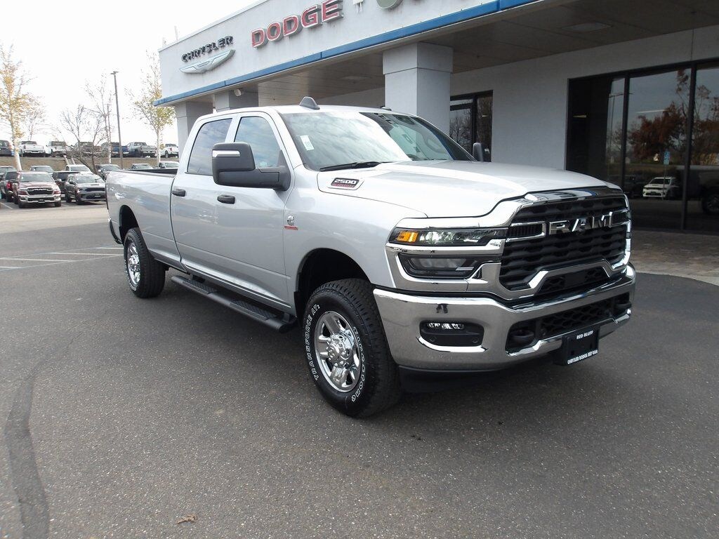 New 2026 Ram 2500 TRADESMAN CREW CAB 4X4 8' BOX Crew Cab