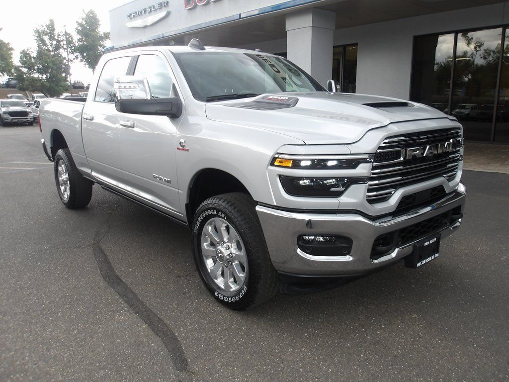 New 2026 Ram 2500 LARAMIE CREW CAB 4X4 6'4 BOX Crew Cab