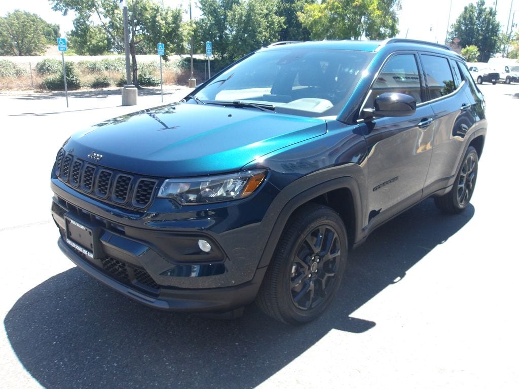 New 2026 Jeep Compass LATITUDE ALTITUDE 4X4 Sport Utility