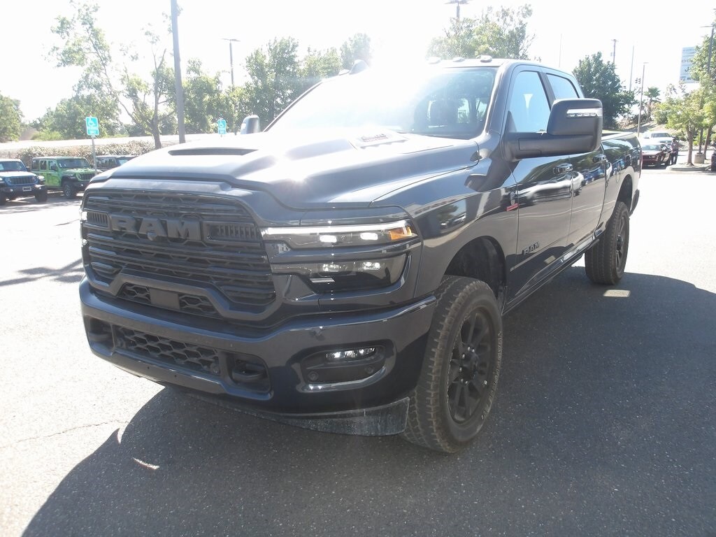 2025 Ram 2500 Laramie photo 4