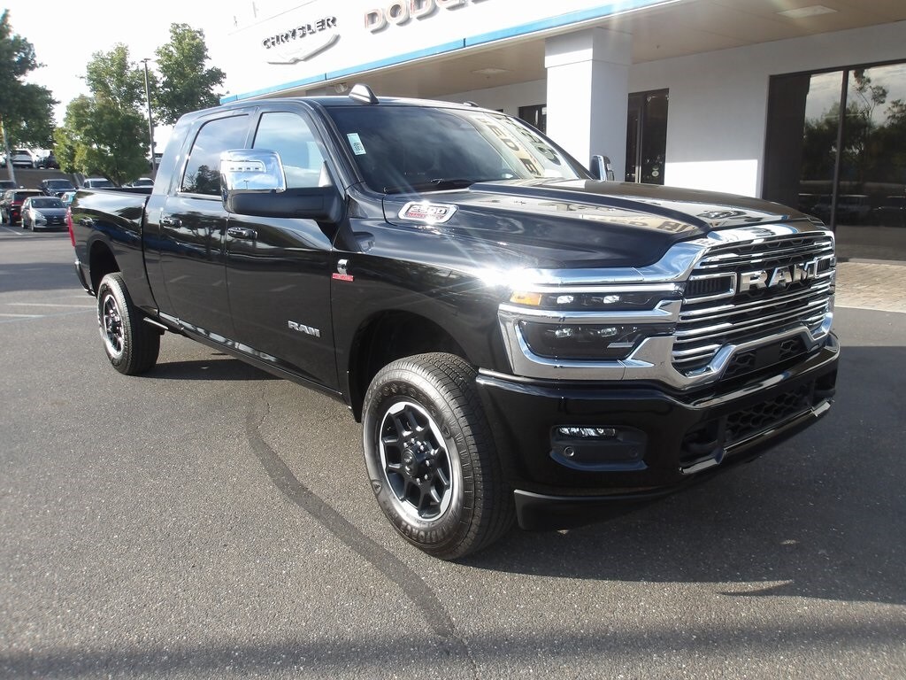 2025 Ram 2500 Laramie photo 3