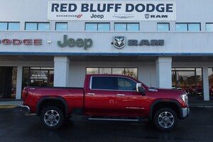 2025 GMC Sierra 2500HD SLT Truck