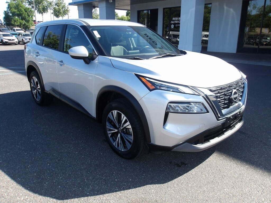 2023 Nissan Rogue SV photo 2