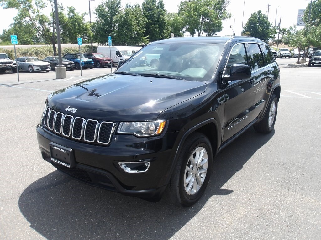 2022 Jeep Grand Cherokee Laredo X photo 4