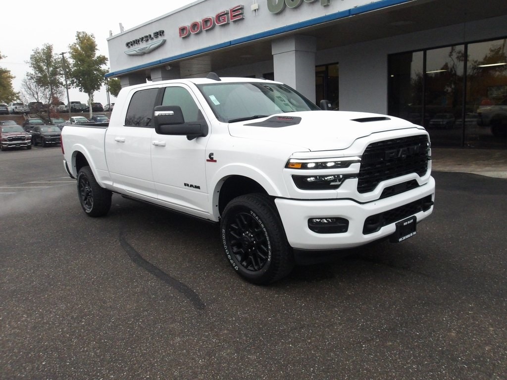 New 2026 Ram 2500 LIMITED MEGA CAB 4X4 6'4 BOX Mega Cab