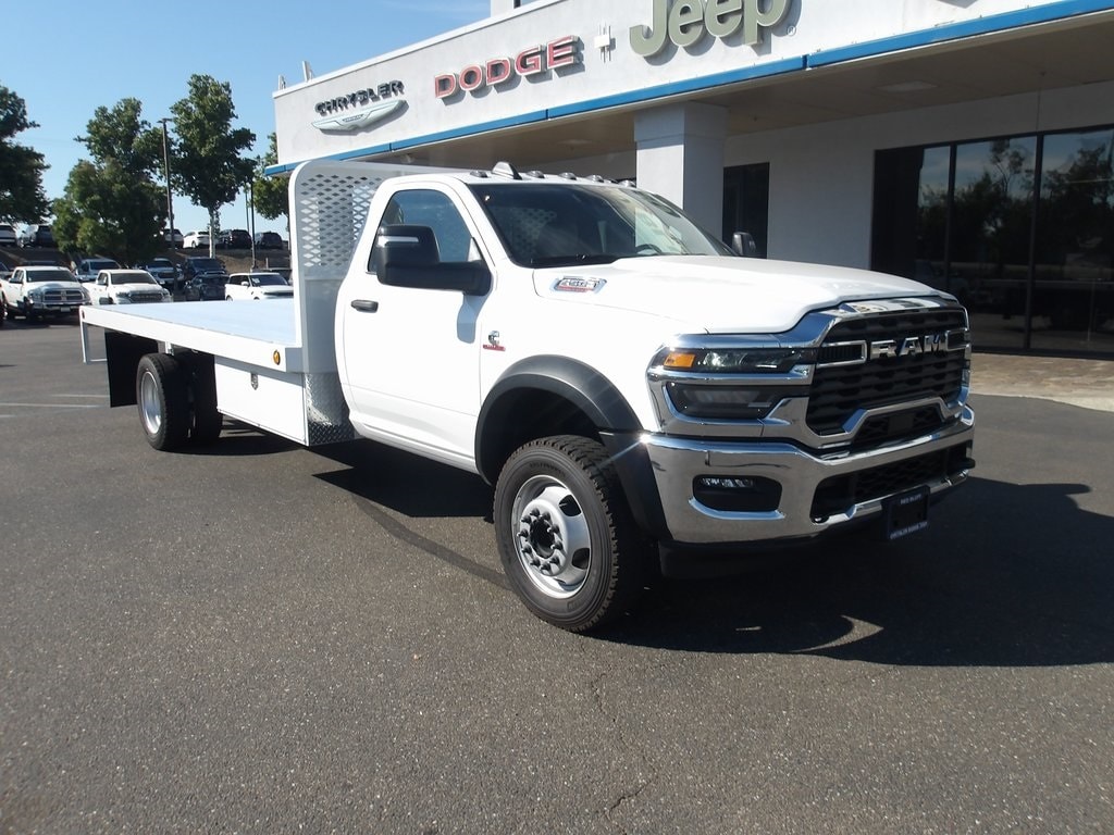 New 2025 Ram 5500 Chassis Cab 5500 TRADESMAN CHASSIS REGULAR CAB 4X4 120' CA Regular Cab