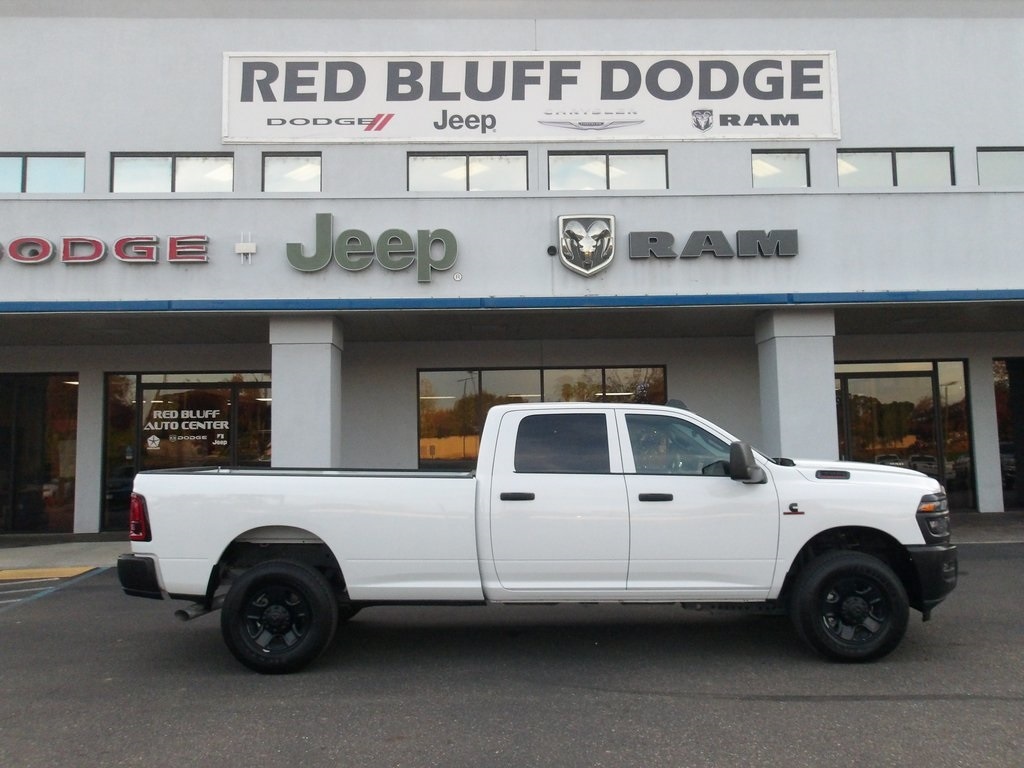 2025 RAM Ram 3500 Pickup Tradesman's photo
