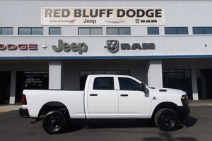 2025 Ram 2500 TRADESMAN CREW CAB 4X4 6'4 BOX Crew Cab