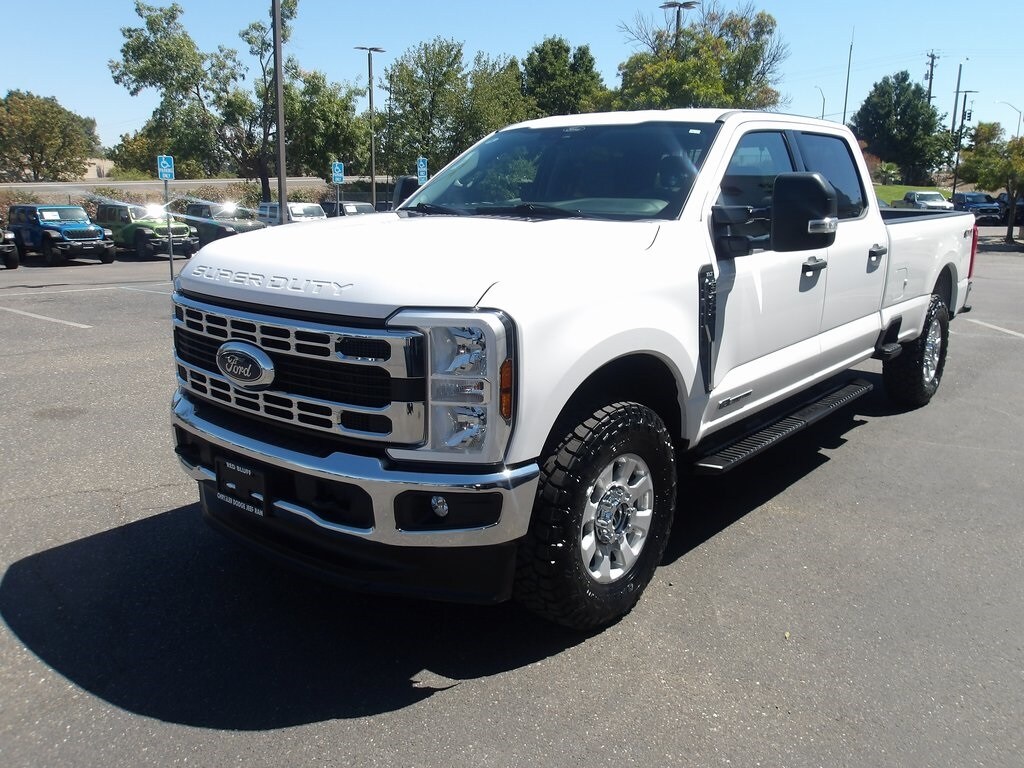 2024 Ford F-250 photo 3