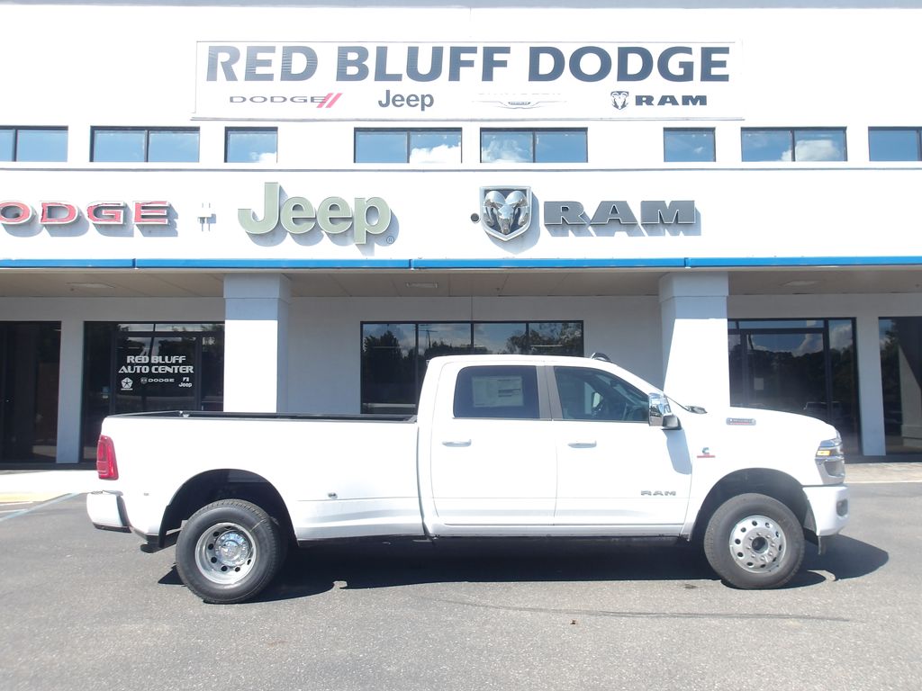 2026 RAM 3500 Laramie 4X4 Crew Cab LWB's photo