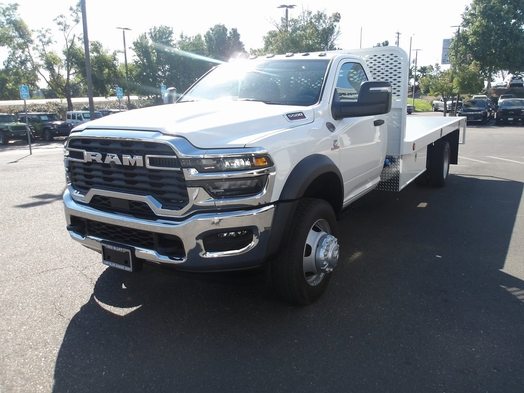 New 2025 Ram 5500 Chassis Cab 5500 TRADESMAN CHASSIS REGULAR CAB 4X4 120' CA Regular Cab