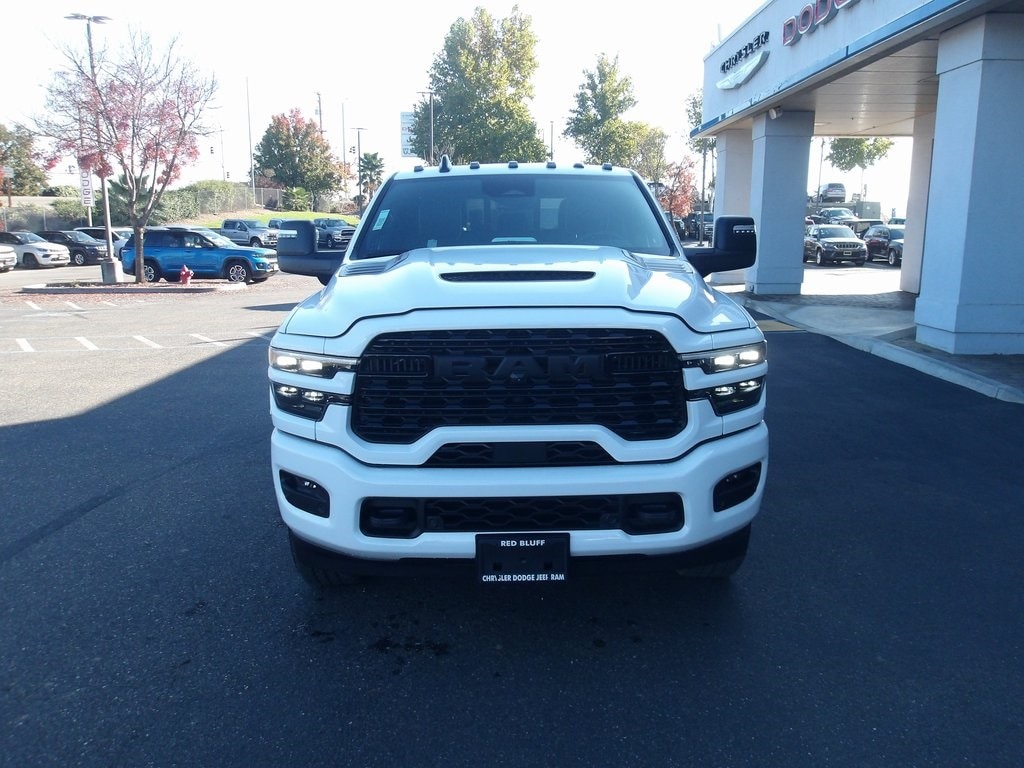 New 2026 Ram 3500 LIMITED MEGA CAB 4X4 6'4 BOX Mega Cab