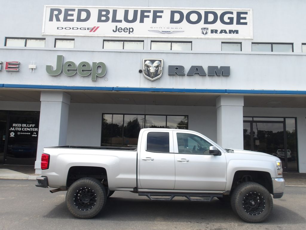 2019 Chevrolet Silverado 1500 LT 4x4 Double Cab Std Box's photo