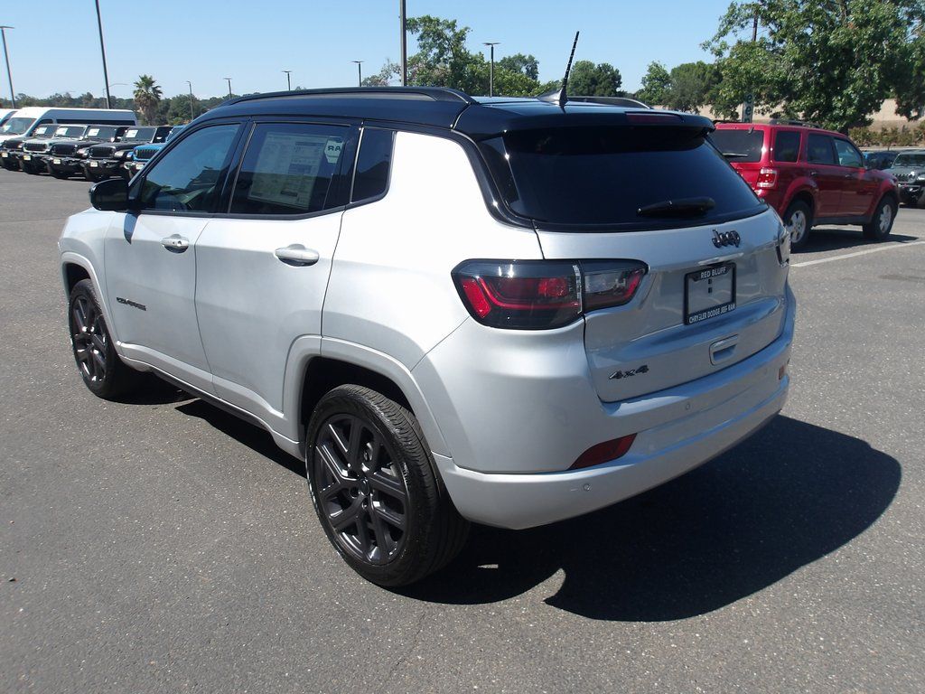 2025 Jeep Compass Limited - Photo 6