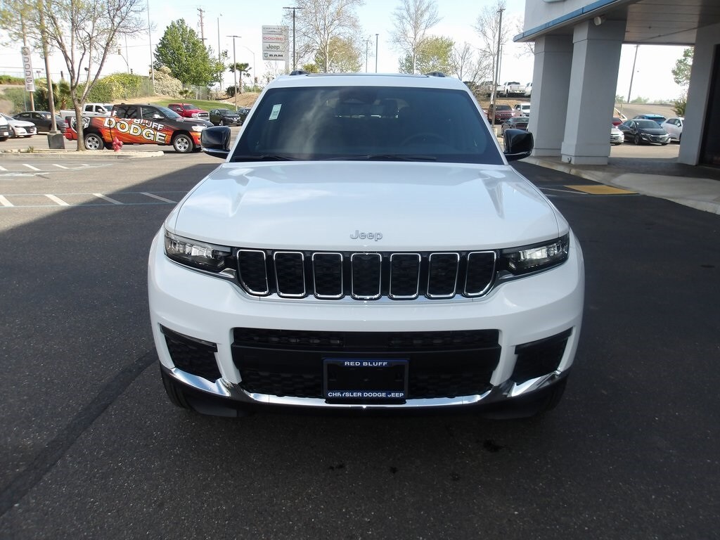 2025 Jeep Grand Cherokee L photo 3