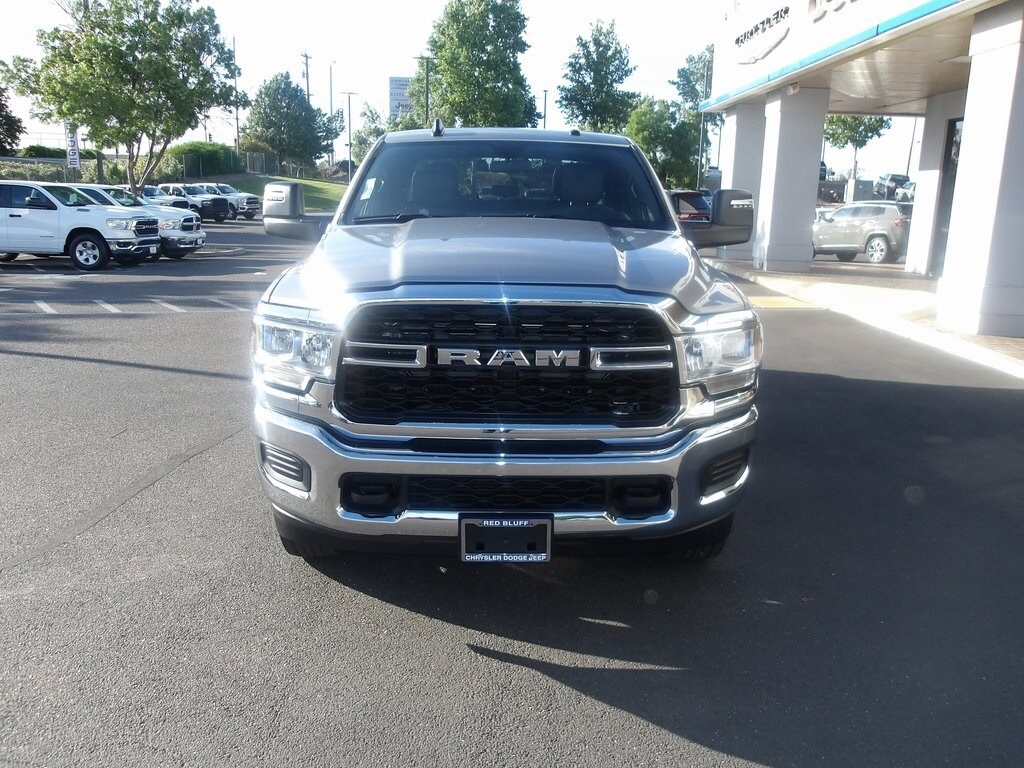 2024 Ram 2500 Tradesman photo 3