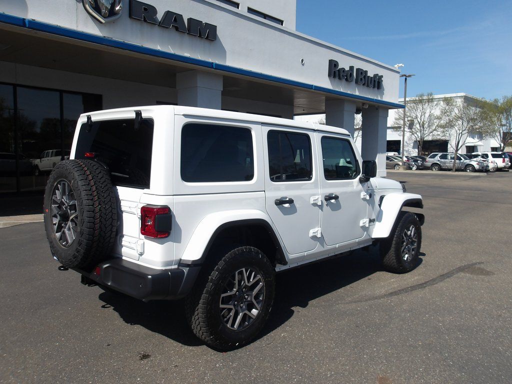 2025 Jeep Wrangler 4-Door Sahara - Photo 8