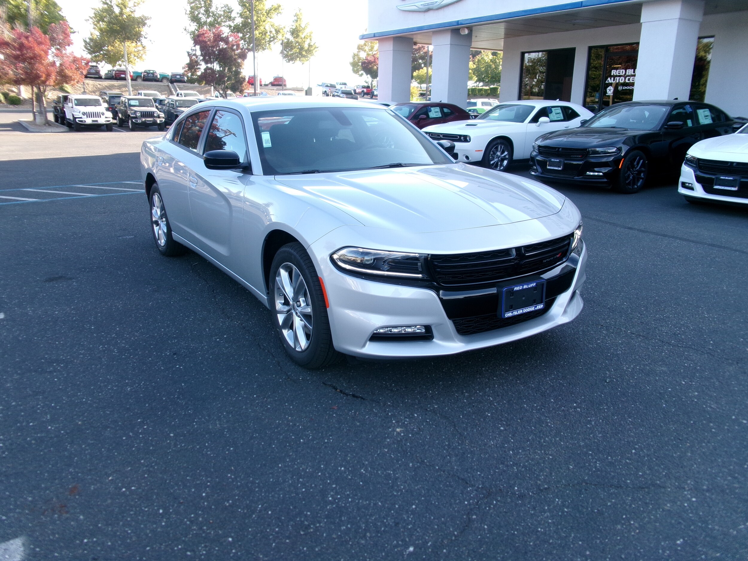 2023 Dodge Charger SXT photo 2