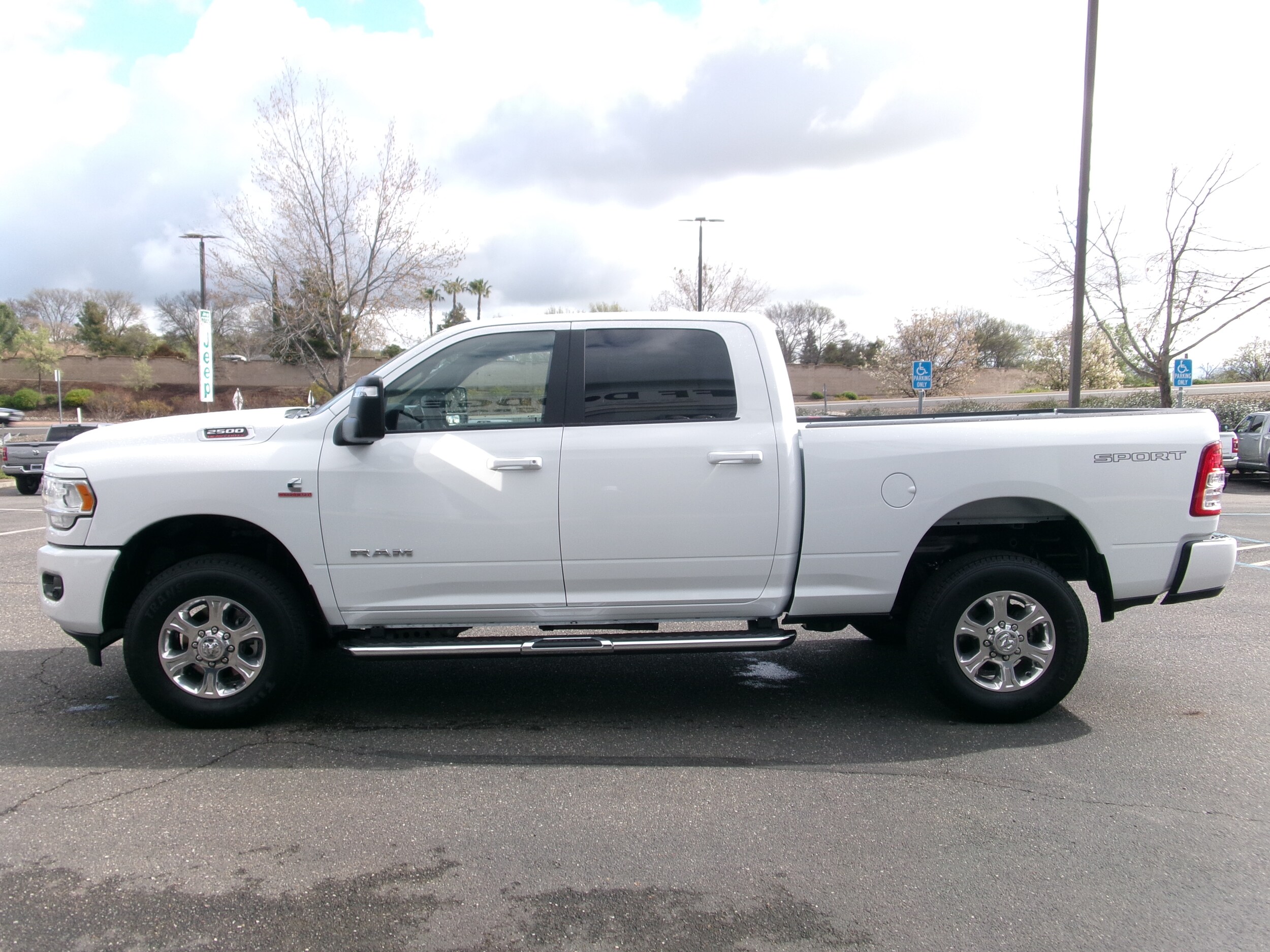 2024 Ram 2500 Big Horn photo 4