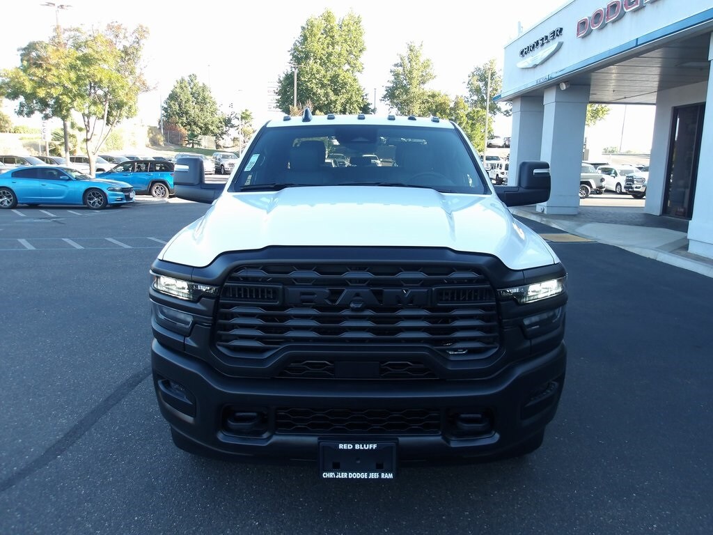 2026 Ram 3500 Tradesman photo 2