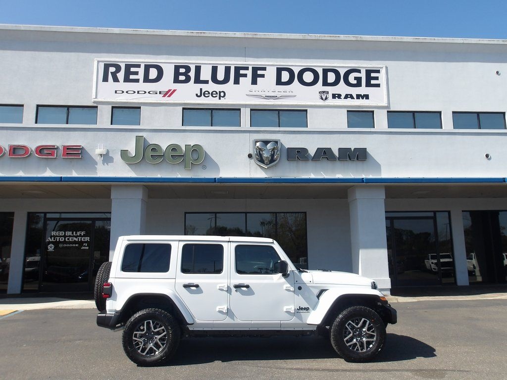 New 2025 Jeep Wrangler 4-DOOR SAHARA Sport Utility